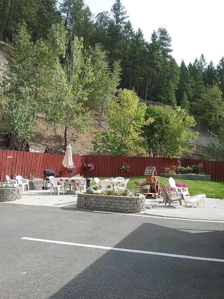 Alpen Motel Radium Hot Springs Exterior foto
